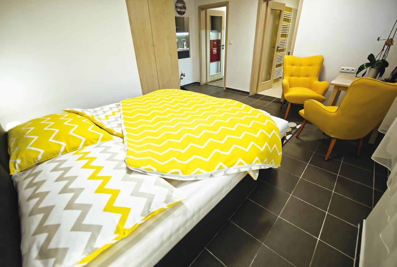 Nice Accommodation In 미쿨로프 외부 사진