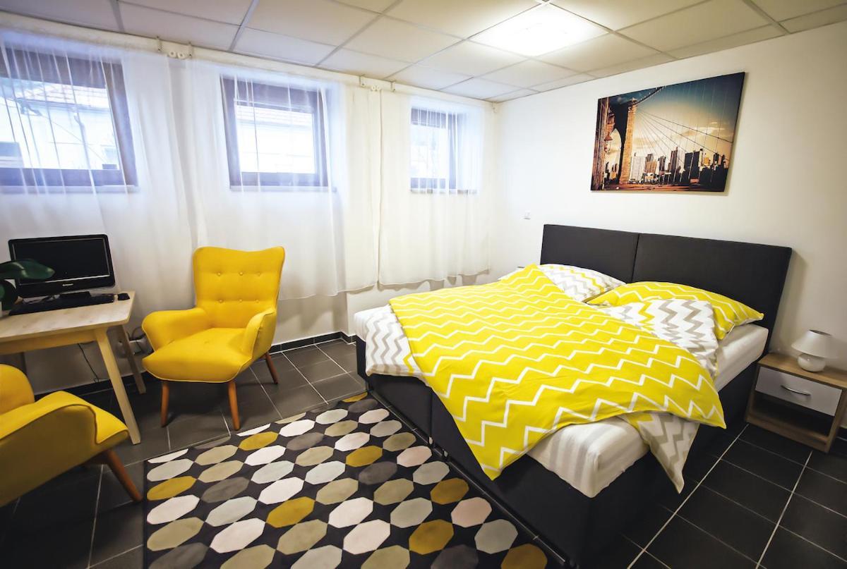 Nice Accommodation In 미쿨로프 외부 사진