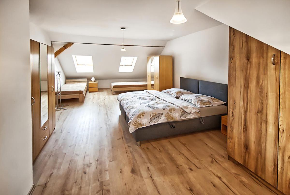 Nice Accommodation In 미쿨로프 외부 사진