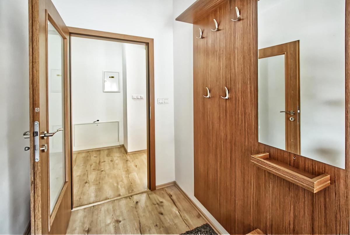 Nice Accommodation In 미쿨로프 외부 사진