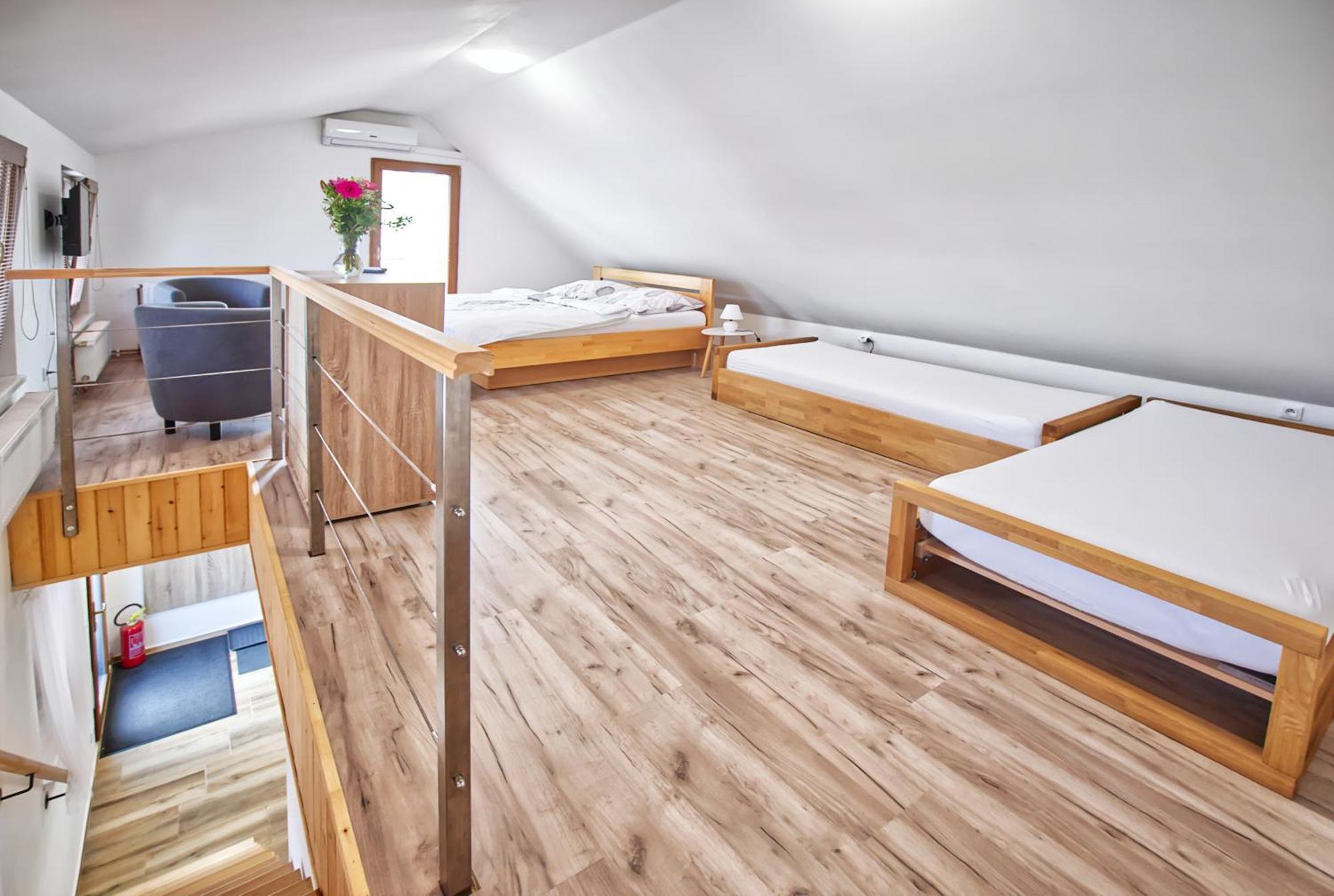 Nice Accommodation In 미쿨로프 외부 사진