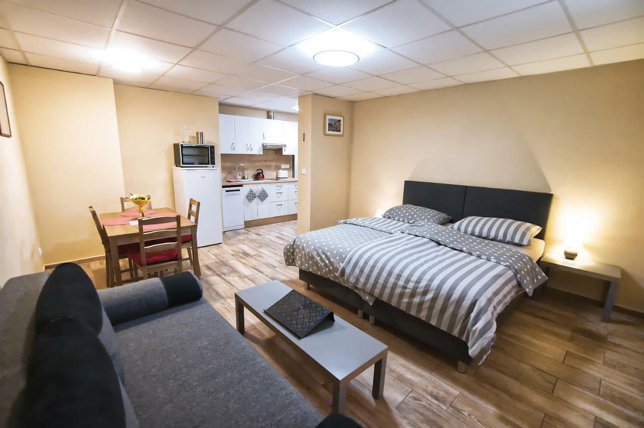 Nice Accommodation In 미쿨로프 외부 사진