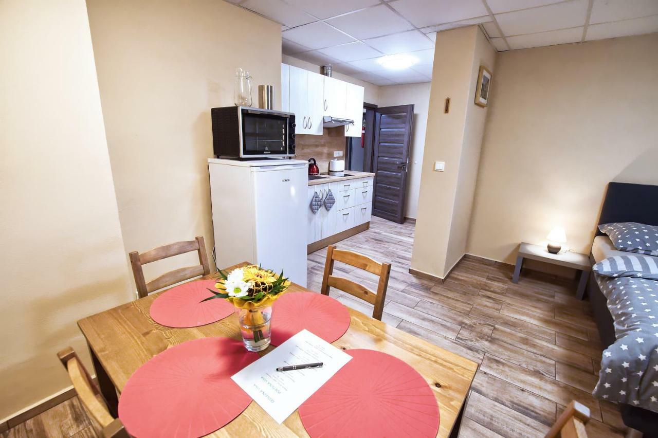 Nice Accommodation In 미쿨로프 외부 사진
