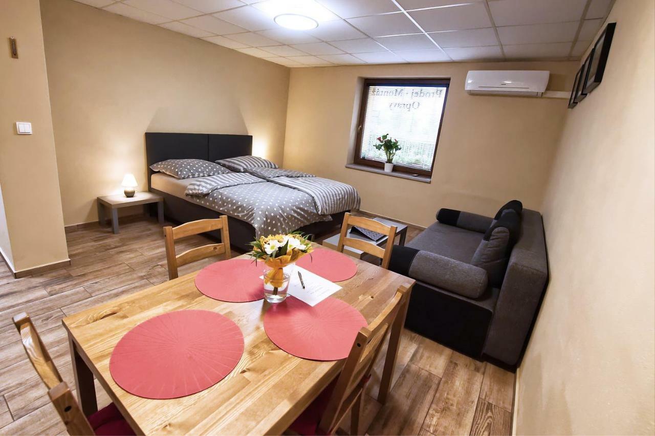 Nice Accommodation In 미쿨로프 외부 사진